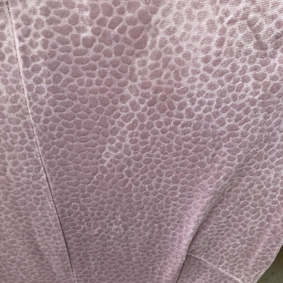 MINA UK Velour Dress with Ivory Lace Collar - Picture 4 of 7